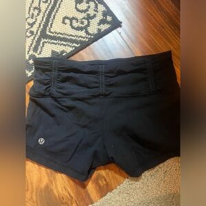 Black Lululemon spandex